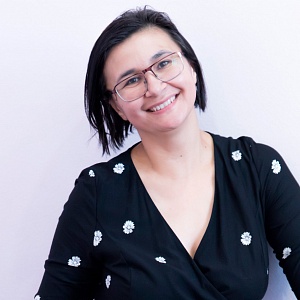 ВЕНЕРА АДАМОВИЧ