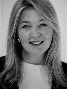 ОЛЯ НИКИТИНА