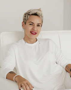 МАРИНА САВОСТЕЕВА