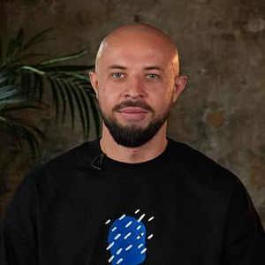 АЛЕКСАНДР ЛАПКОВСКИЙ